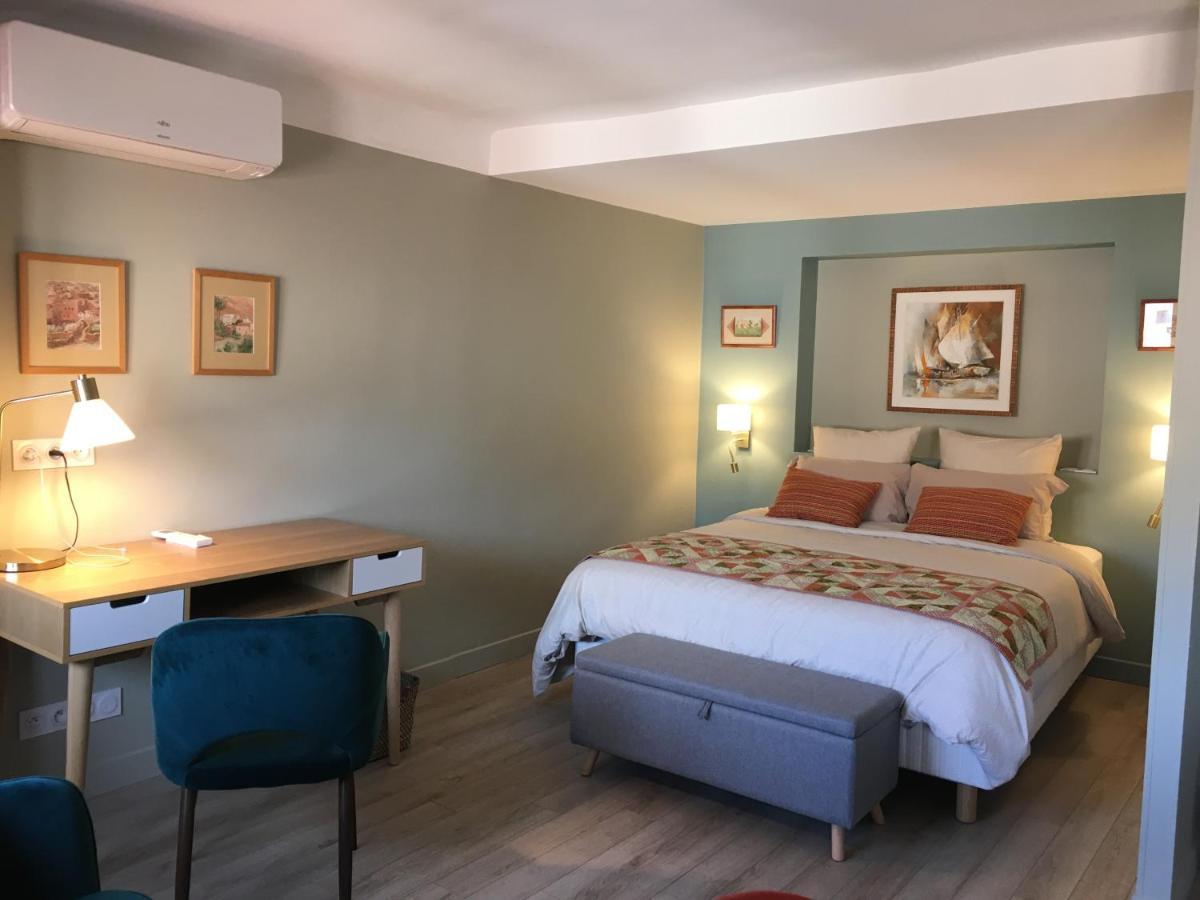 Au Coeur Du Vieux Toulon Au Calme Appartement Renove Climatise Confortable Etage Eleve Avec Ascenseur Proche Parking Et Toutes Commodites Exteriör bild