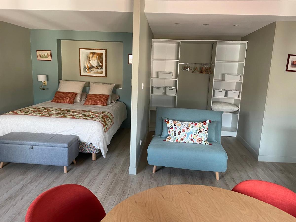 Au Coeur Du Vieux Toulon Au Calme Appartement Renove Climatise Confortable Etage Eleve Avec Ascenseur Proche Parking Et Toutes Commodites Exteriör bild