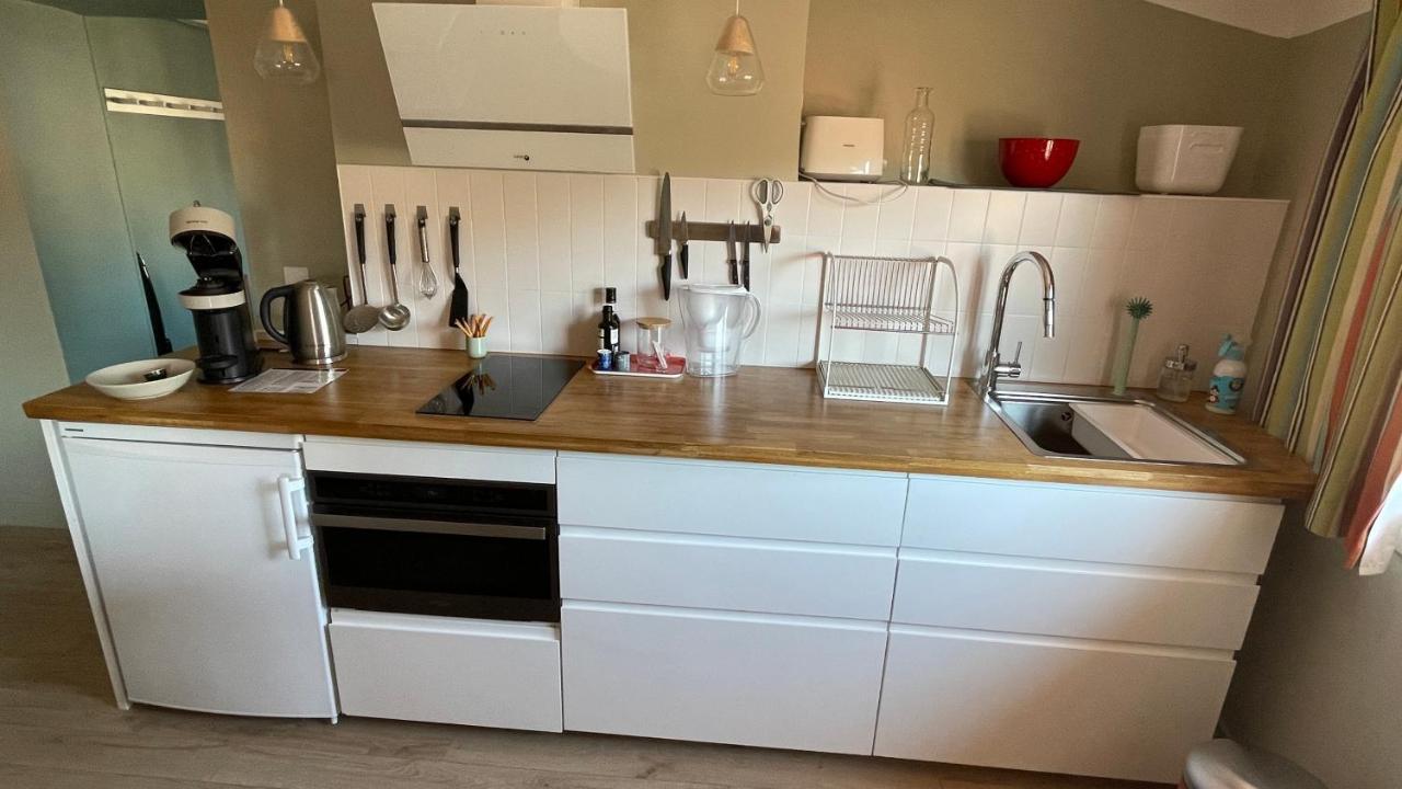 Au Coeur Du Vieux Toulon Au Calme Appartement Renove Climatise Confortable Etage Eleve Avec Ascenseur Proche Parking Et Toutes Commodites Exteriör bild