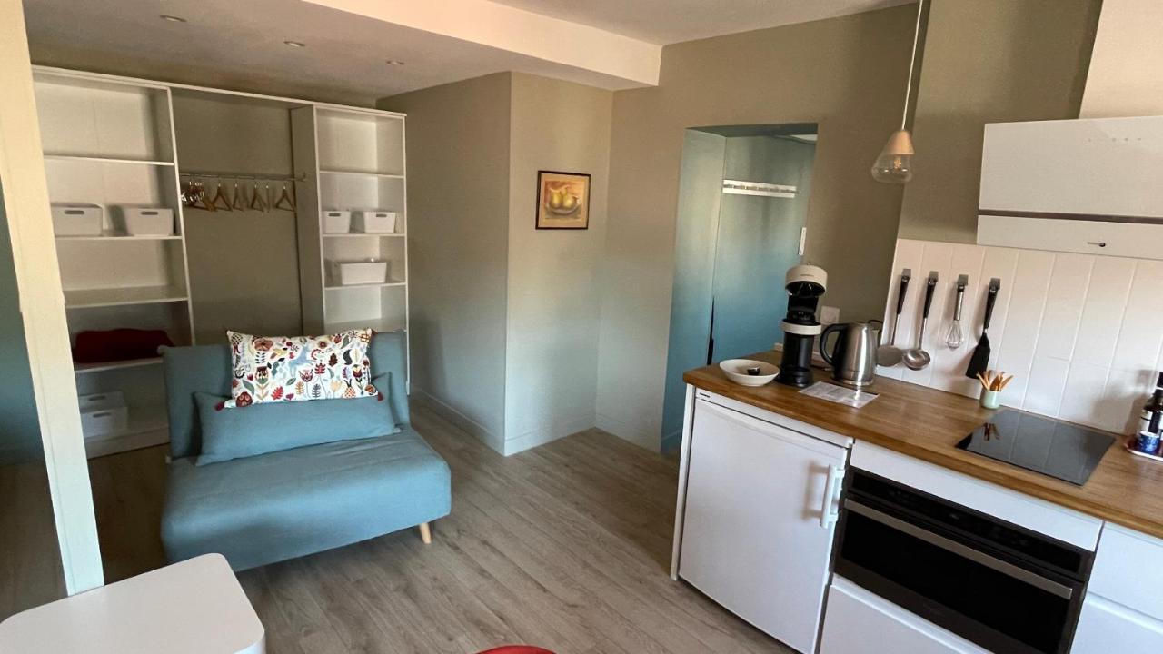 Au Coeur Du Vieux Toulon Au Calme Appartement Renove Climatise Confortable Etage Eleve Avec Ascenseur Proche Parking Et Toutes Commodites Exteriör bild