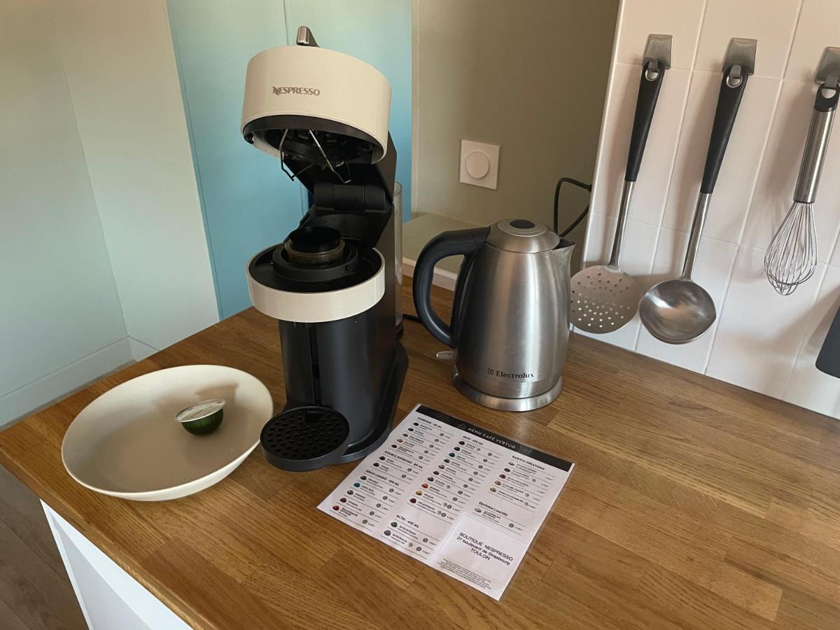 Au Coeur Du Vieux Toulon Au Calme Appartement Renove Climatise Confortable Etage Eleve Avec Ascenseur Proche Parking Et Toutes Commodites Exteriör bild